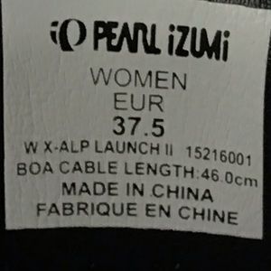 Women’s 37.5 Pearl Izumi cycling shoes with BOA
